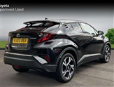 Toyota C-HR Image 2