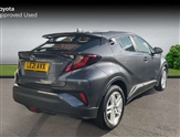 Toyota C-HR Image 2