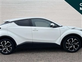 Toyota C-HR Image 2