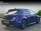 Toyota Corolla Image 2
