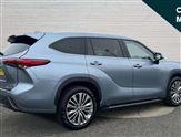 Toyota Highlander Image 3