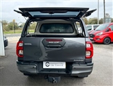 Toyota Hilux Image 6