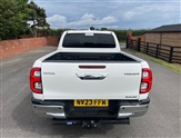 Toyota Hilux Image 5