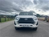 Toyota Hilux Image 2