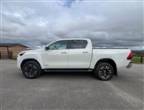Toyota Hilux Image 4