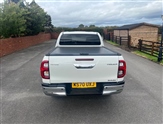 Toyota Hilux Image 6
