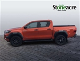 Toyota Hilux Image 6