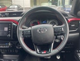 Toyota Hilux Image 6