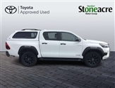 Toyota Hilux Image 4