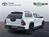Toyota Hilux Image 5