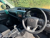 Toyota Hilux Image 2