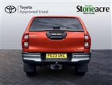 Toyota Hilux Image 6
