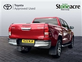 Toyota Hilux Image 5