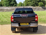Toyota Hilux Image 6