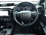 Toyota Hilux Image 6