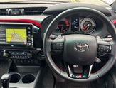Toyota Hilux Image 6