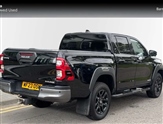 Toyota Hilux Image 2
