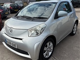 Toyota IQ Image 2