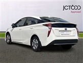Toyota Prius Image 3