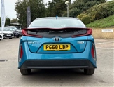 Toyota Prius Image 6