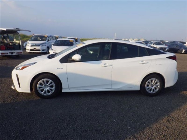 Large image for the Used Toyota PRIUS HYBRID