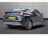 Toyota Prius Image 2