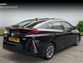 Toyota Prius Image 2