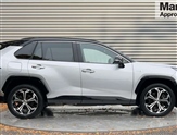 Toyota RAV 4 Image 2