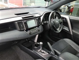 Toyota RAV 4 Image 2