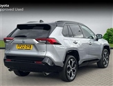 Toyota RAV 4 Image 2