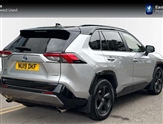 Toyota RAV 4 Image 2
