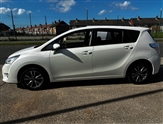 Toyota Verso Image 2