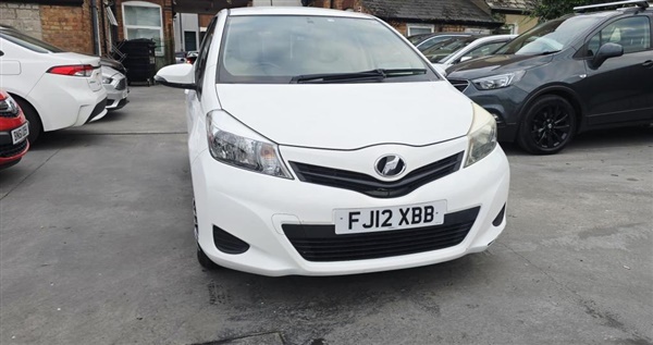 Large image for the Used Toyota Vitz Auto