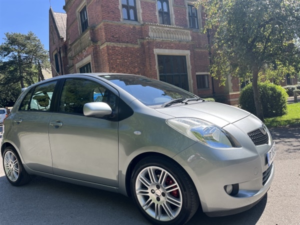 Large image for the Used Toyota YARIS SR