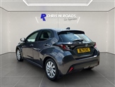 Toyota Yaris Image 2