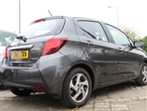 Toyota Yaris Image 6