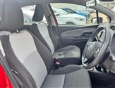 Toyota Yaris Image 2