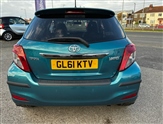Toyota Yaris Image 5