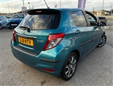 Toyota Yaris Image 6