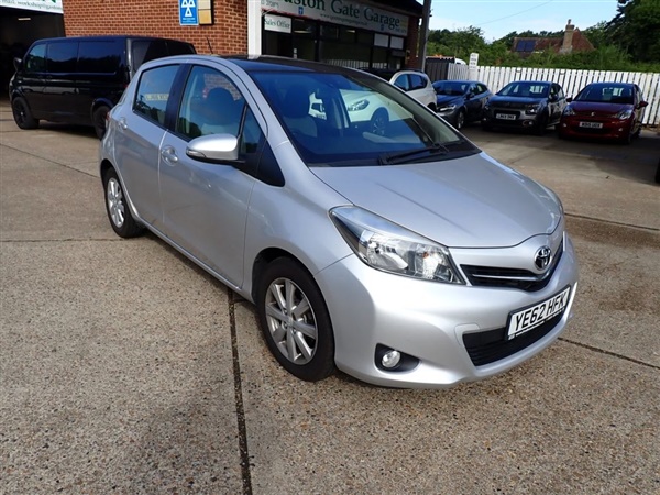 Large image for the Used Toyota YARIS