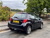 Toyota Yaris Image 6