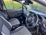 Toyota Yaris Image 2