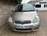Toyota Yaris Image 2