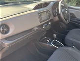 Toyota Yaris Image 3