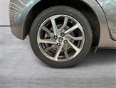 Toyota Yaris Image 6