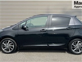 Toyota Yaris Image 6