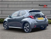 Toyota Yaris Image 2