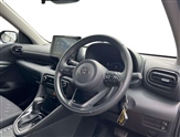 Toyota Yaris Image 5