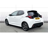 Toyota Yaris Image 2