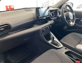 Toyota Yaris Image 6